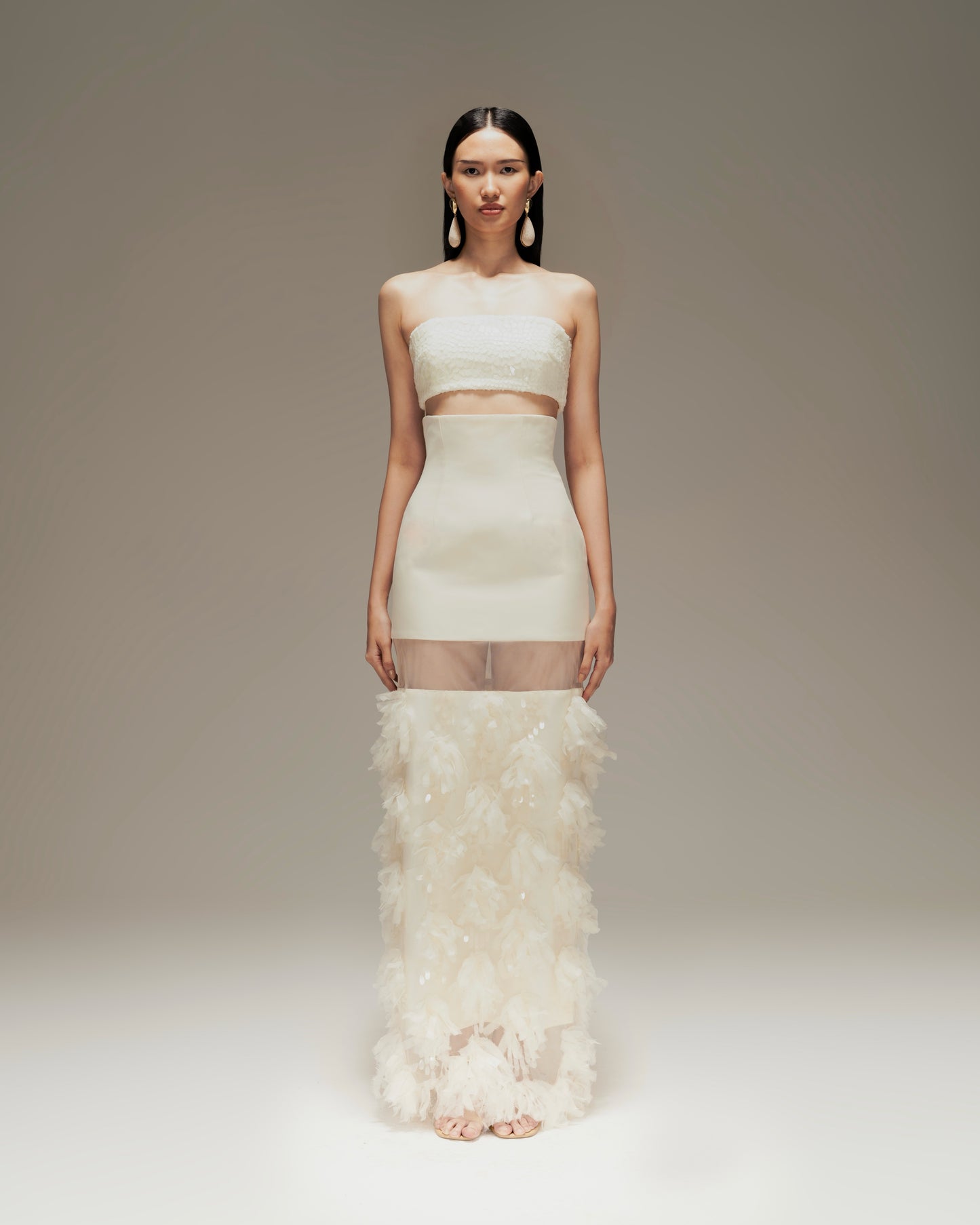 BODY-LINE DRESS