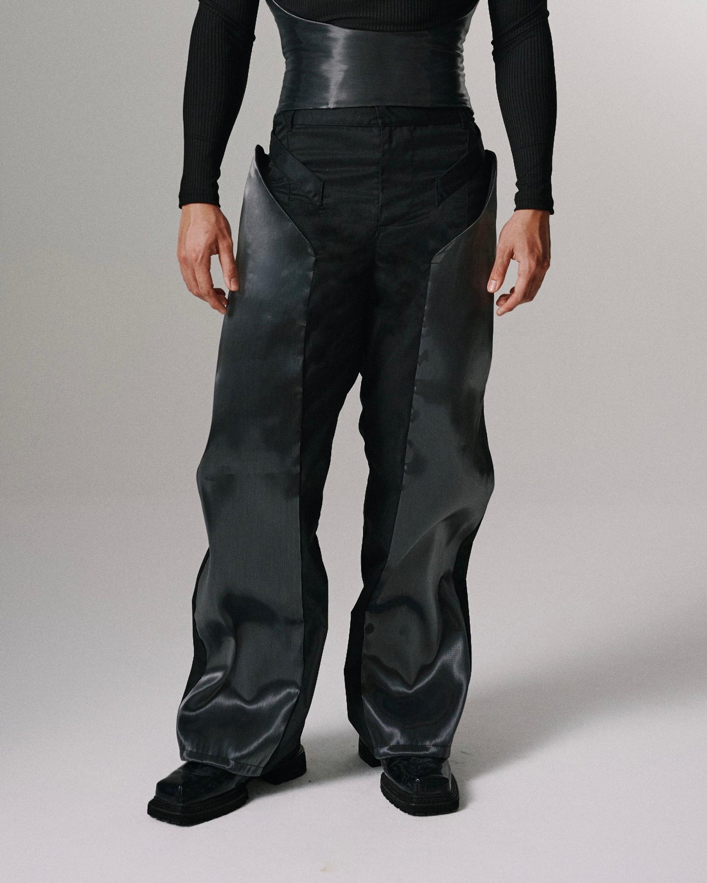 STRUCTURED PANTS