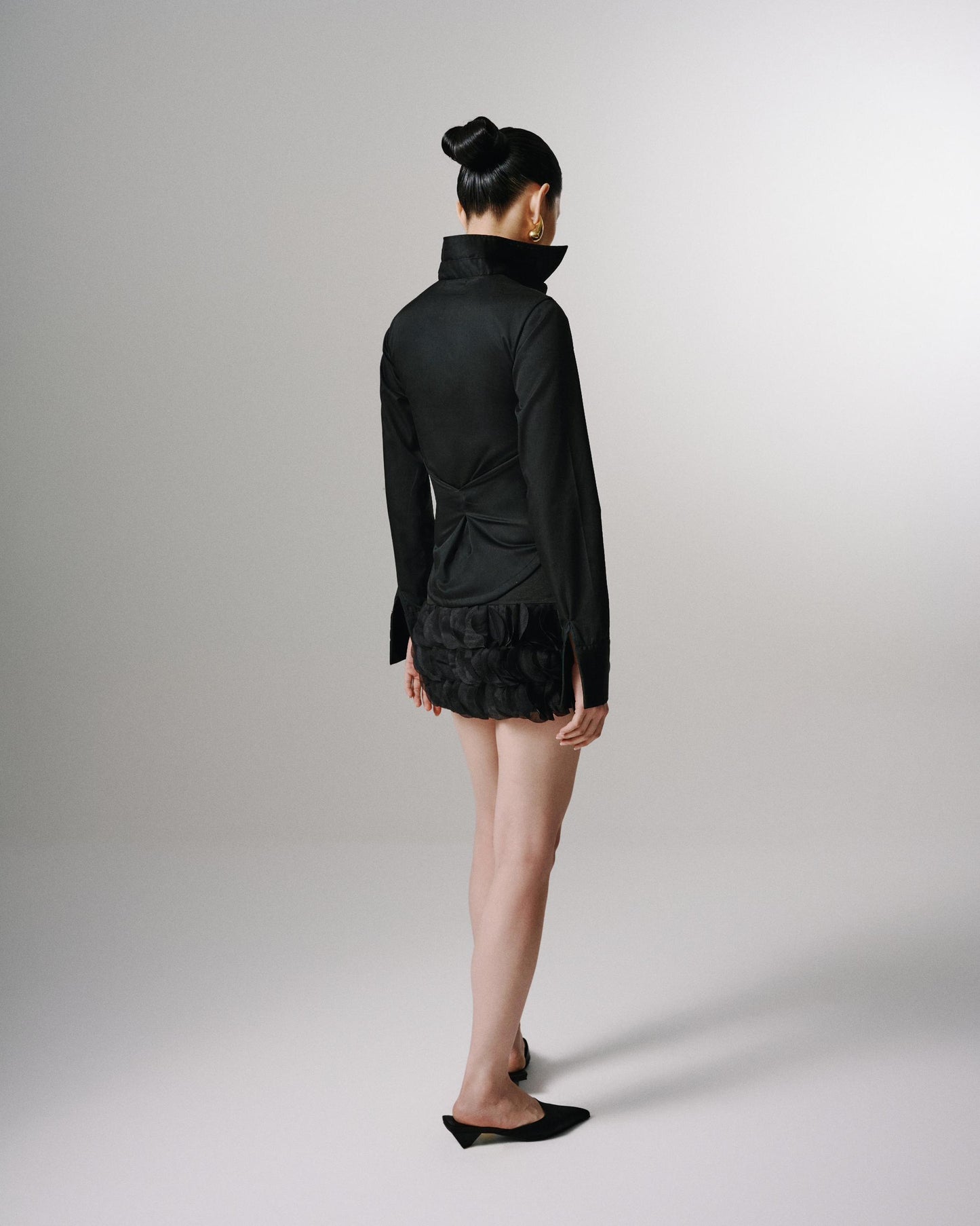 TEXTURED MINI SKIRT