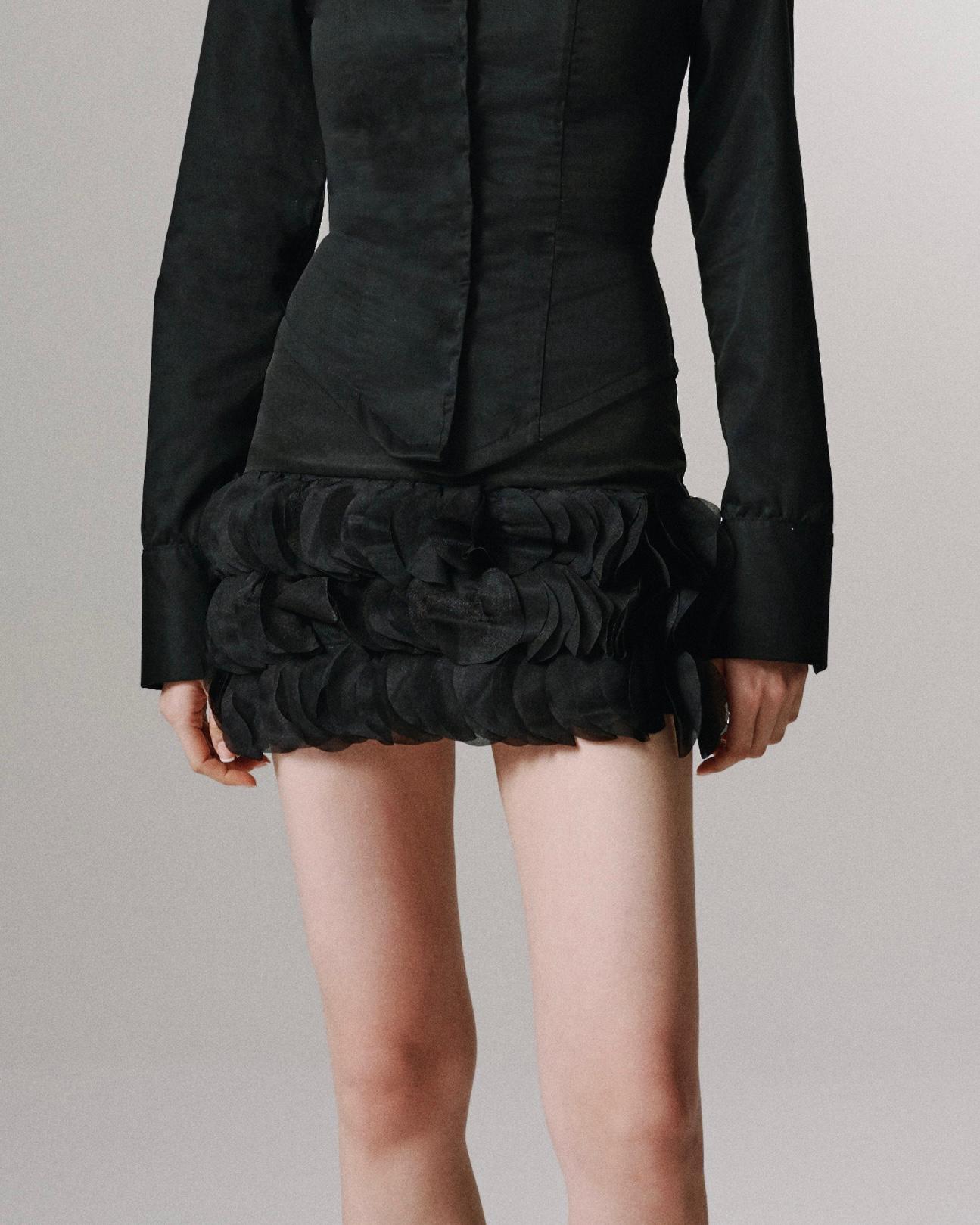 TEXTURED MINI SKIRT