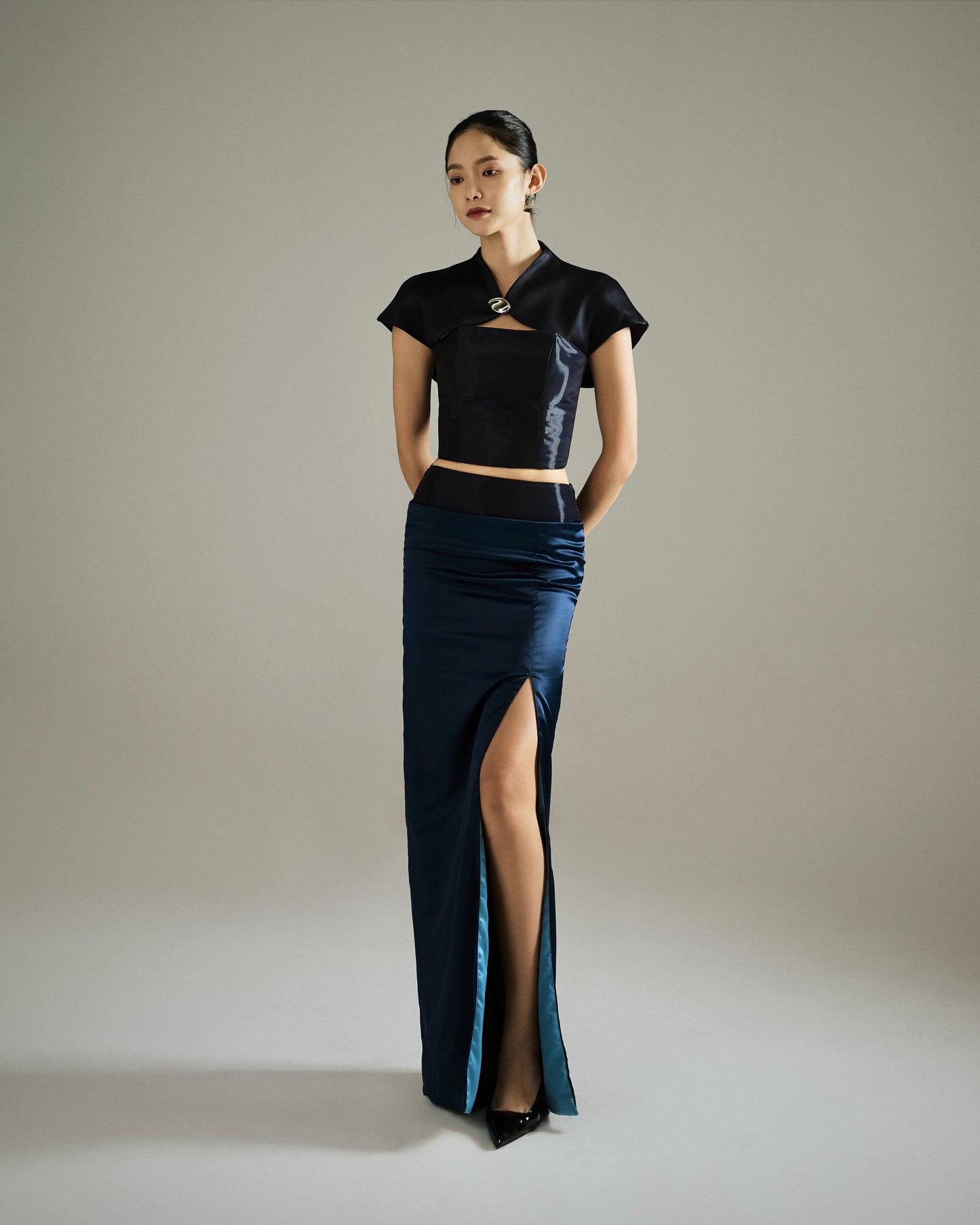 LIQUID BODY DARK BLUE